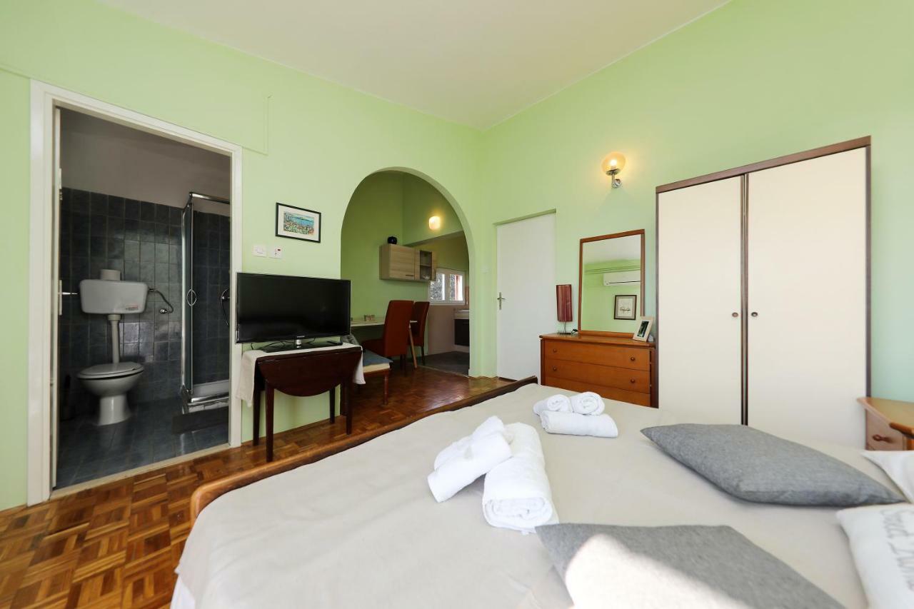 Villa Terracotta App 4 Starigrad Paklenica Bagian luar foto